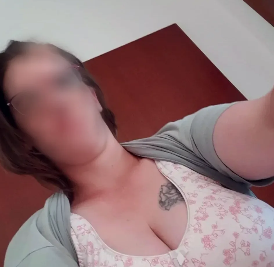 Edith, 35