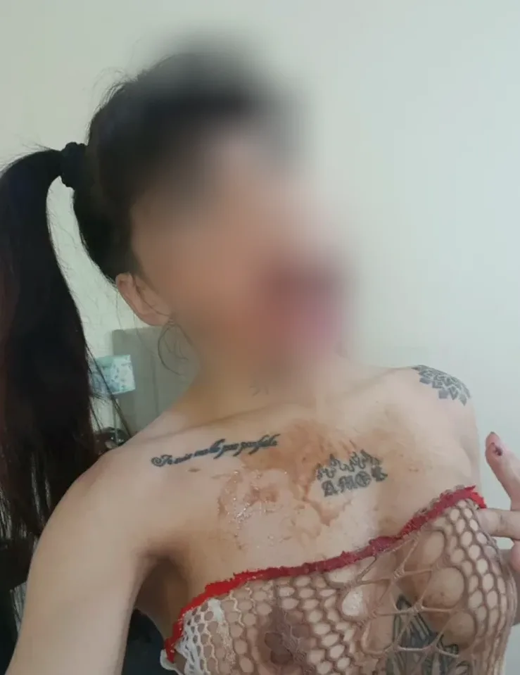 Katarina, 32
