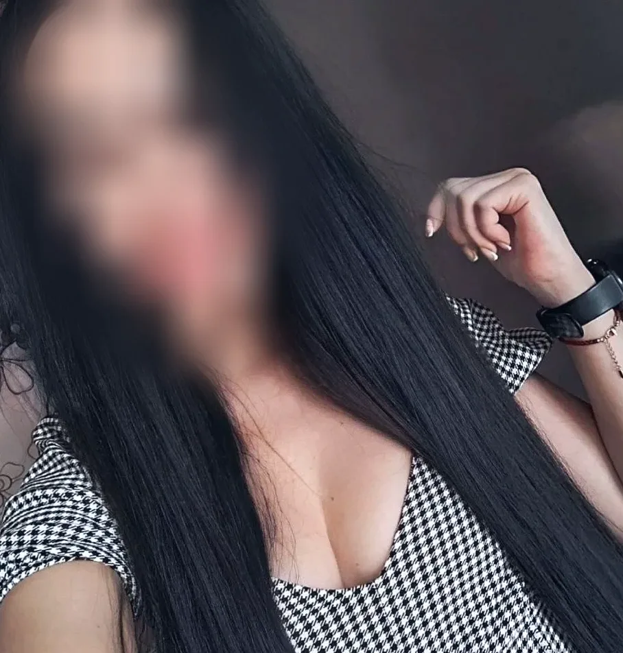 Linda, 30