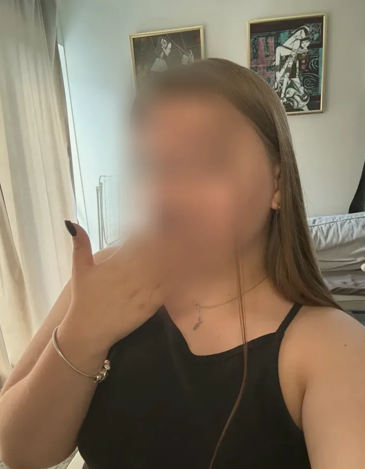 Maja, 22