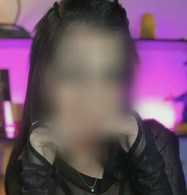 Marie, 35