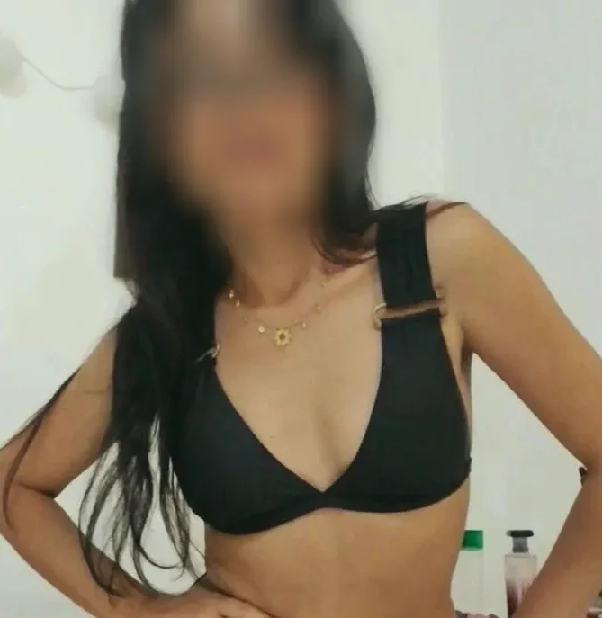 Pia, 29